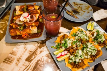 621477_10152163003425551_1018110314_o